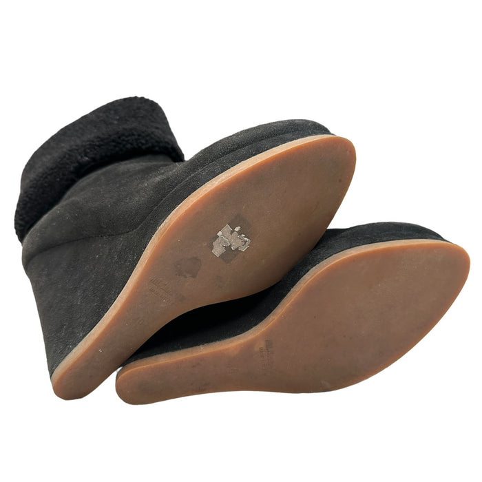 Black Suede & Shearling Boots - 10