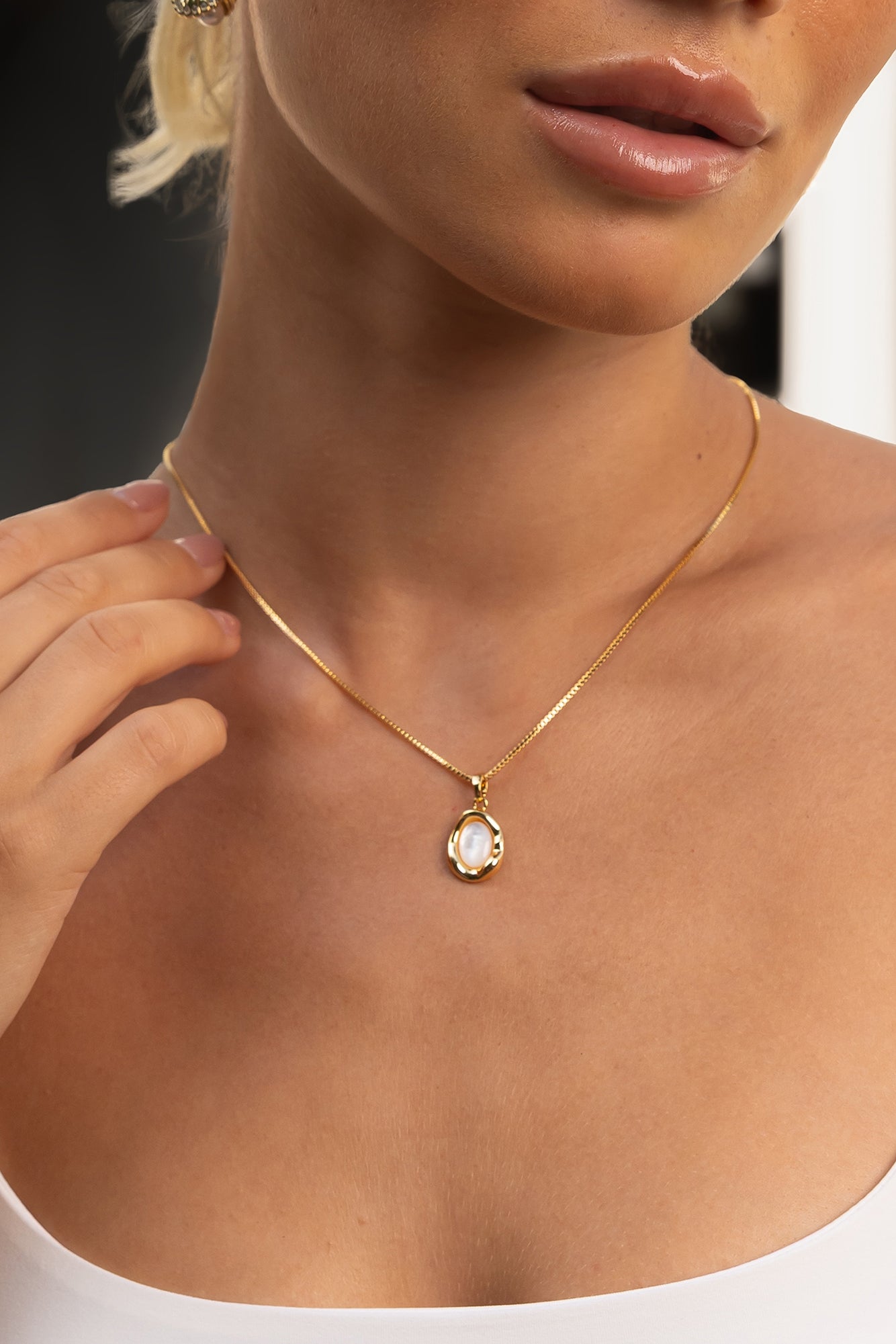 Melodious Necklace Gold