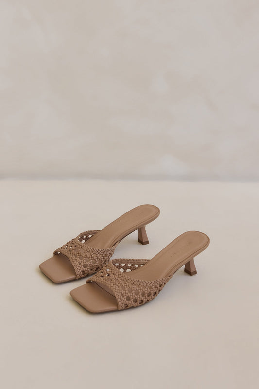 Melainia Heel Peanut