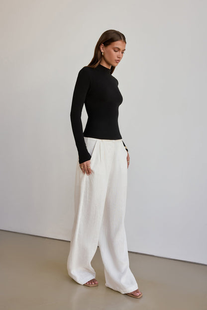 BASE Form Luxe Knit Simple High Neck Long Sleeve Top Black